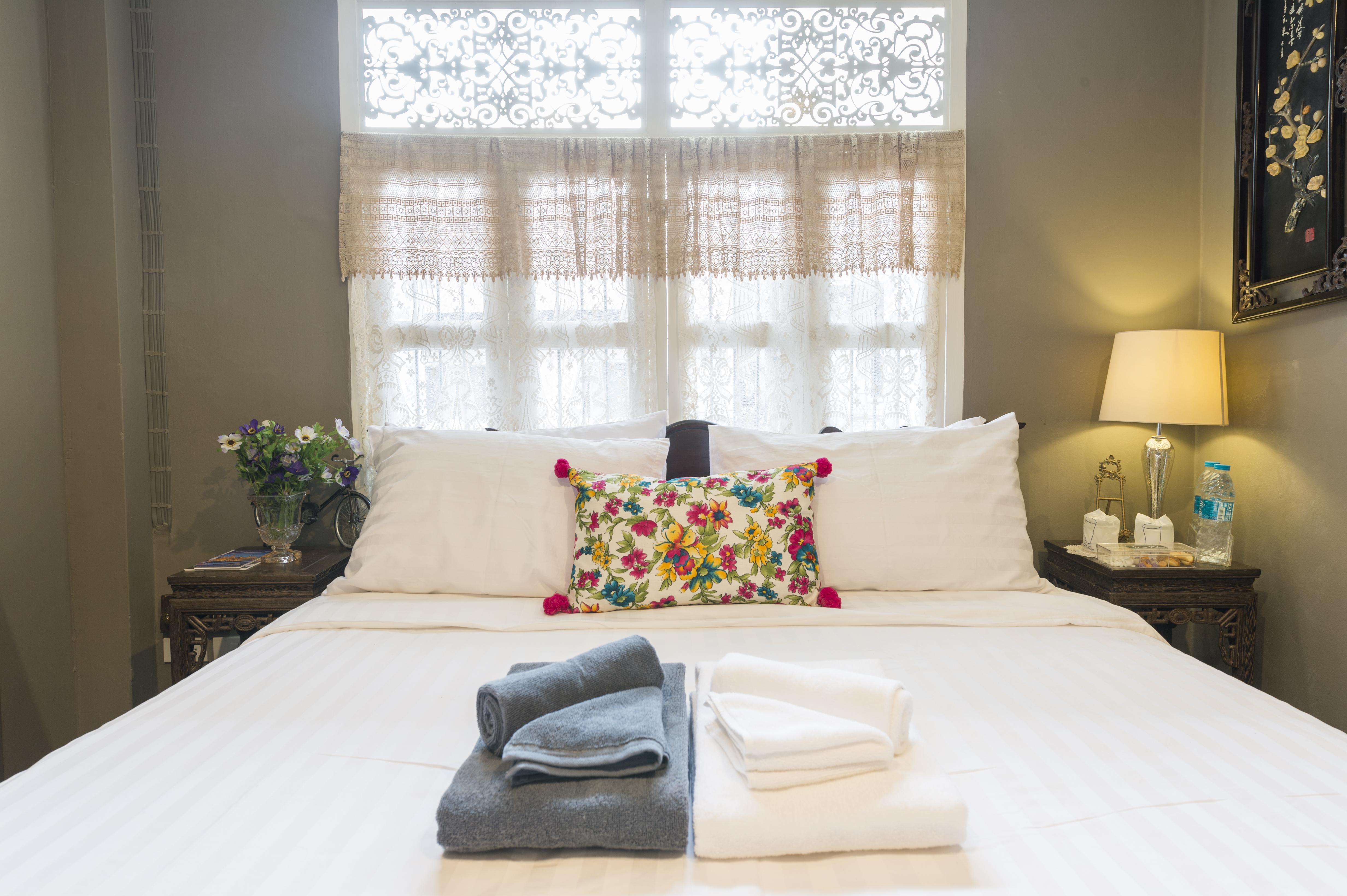 The Unforgotten B&B Bangkok Bagian luar foto