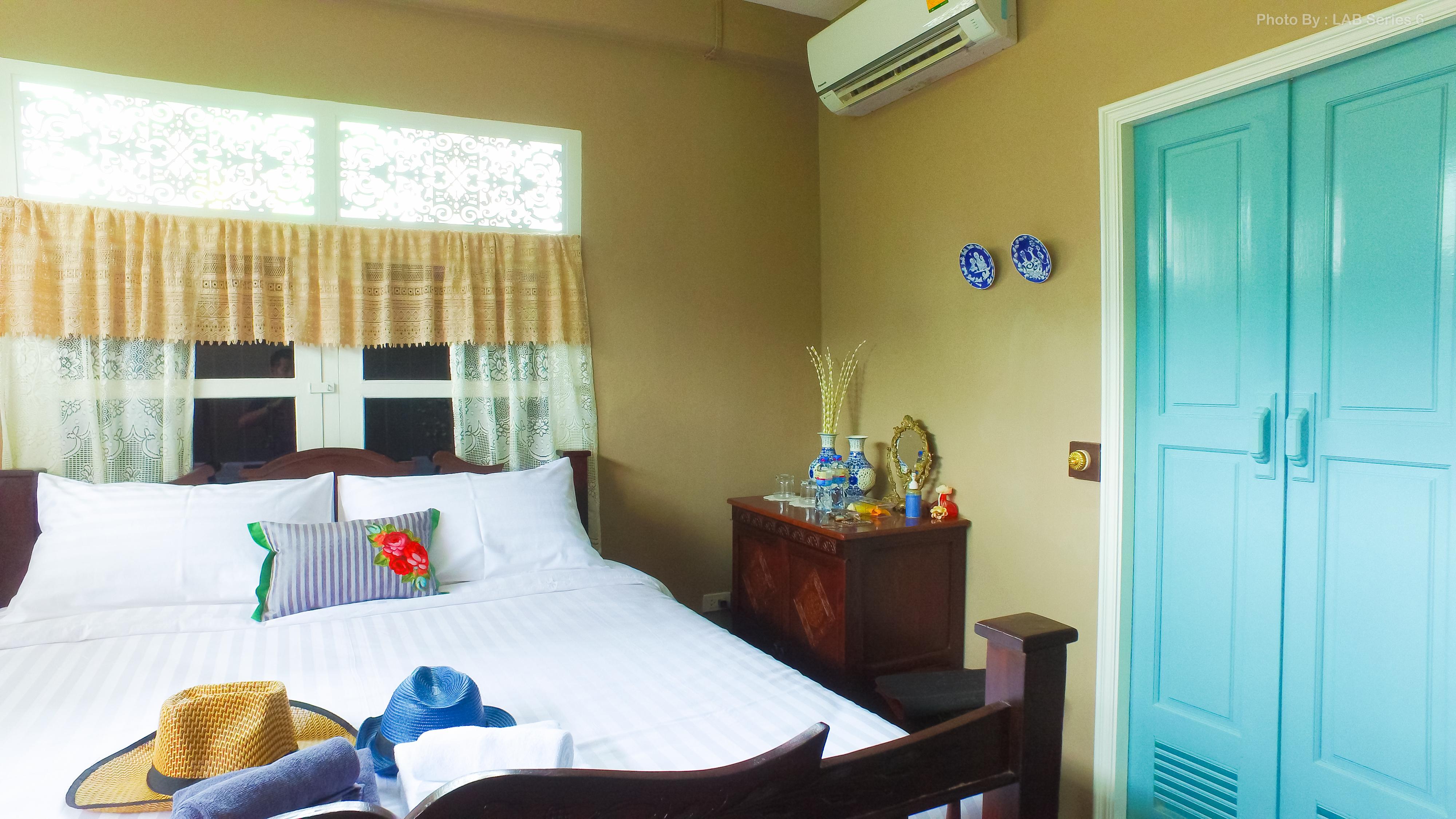 The Unforgotten B&B Bangkok Bagian luar foto